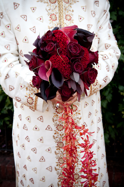red wedding flowers