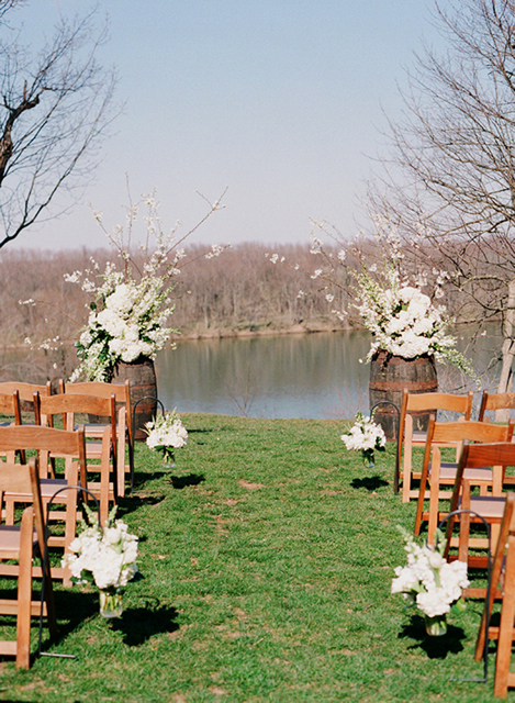 murray hill wedding, white cherry blossom, potomac river wedding
