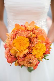 marigolds, freesia, tulips, cabbage roses, orchids, dahlias, whitehall, loudoun weddings