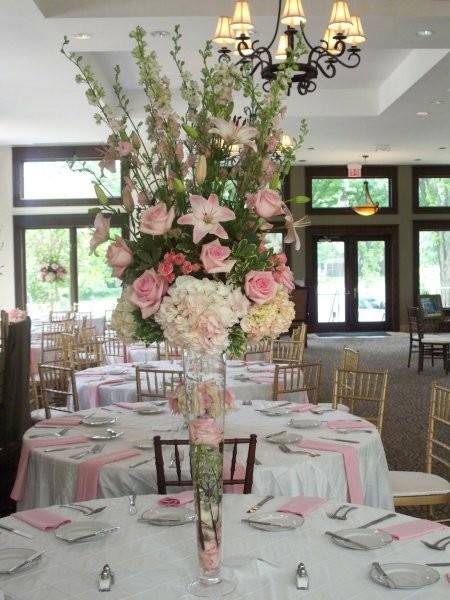 Lilies, Pink Roses, Cream Hydrangea, Spray roses,Loudoun Weddings, Whitehall Manor