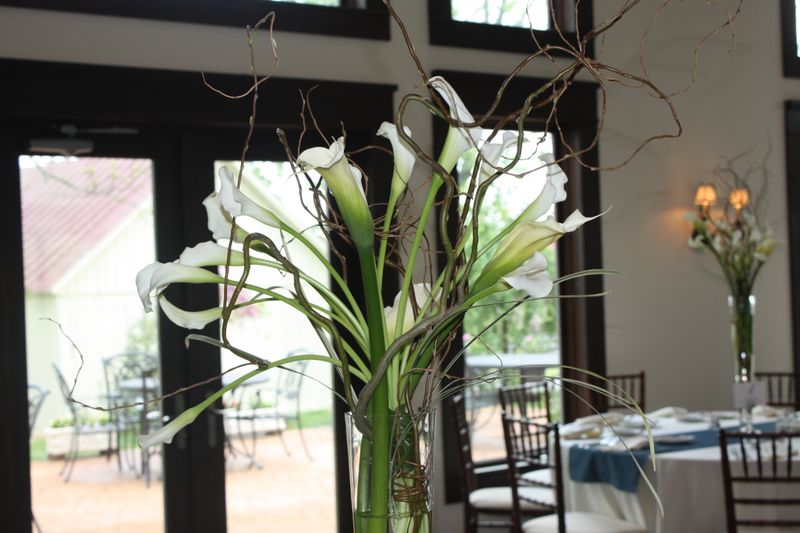 lily grass, willow, calla lilies