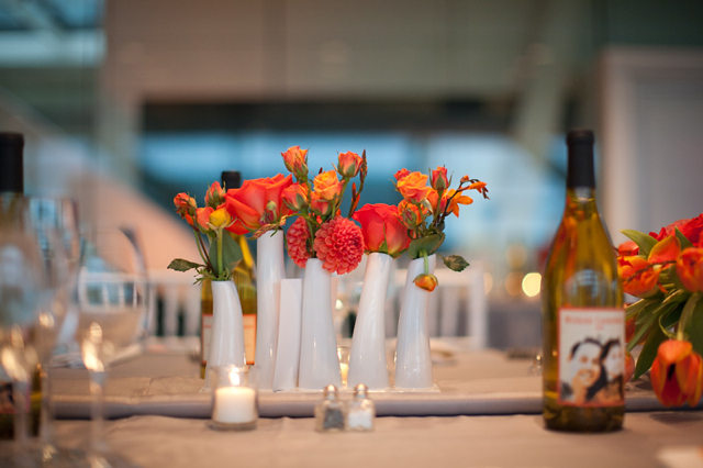 newseum, white callas, contemporary wedding flowers