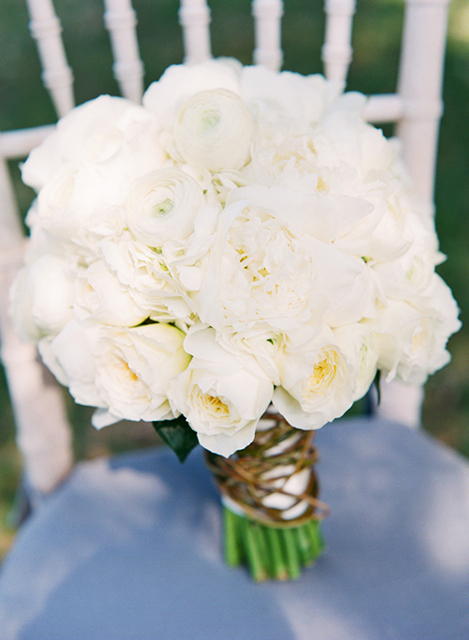 white bridal bouquet, holly chapple wedding florist, white roses, white ranunculus, white peony, murray hill