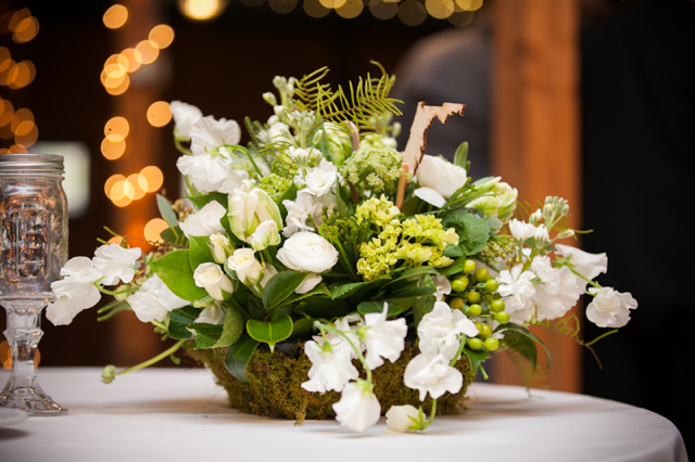 white and green wedding flowers, loudoun weddings