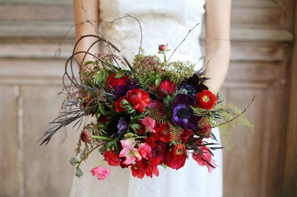 red flowers blue flowers exquisite designs chicago bouquet chapel designers diana marie photography